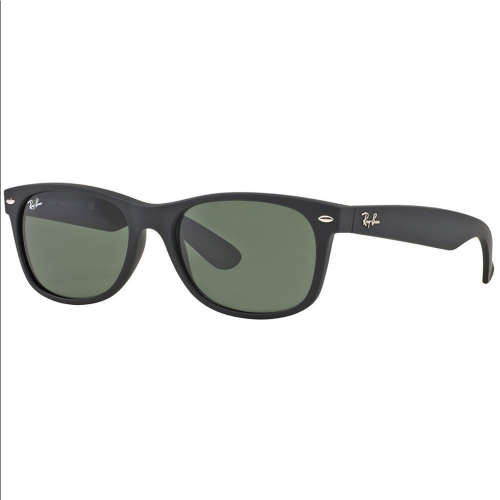 Ray-Ban New Wayfarer matte black sunglasses — NEW